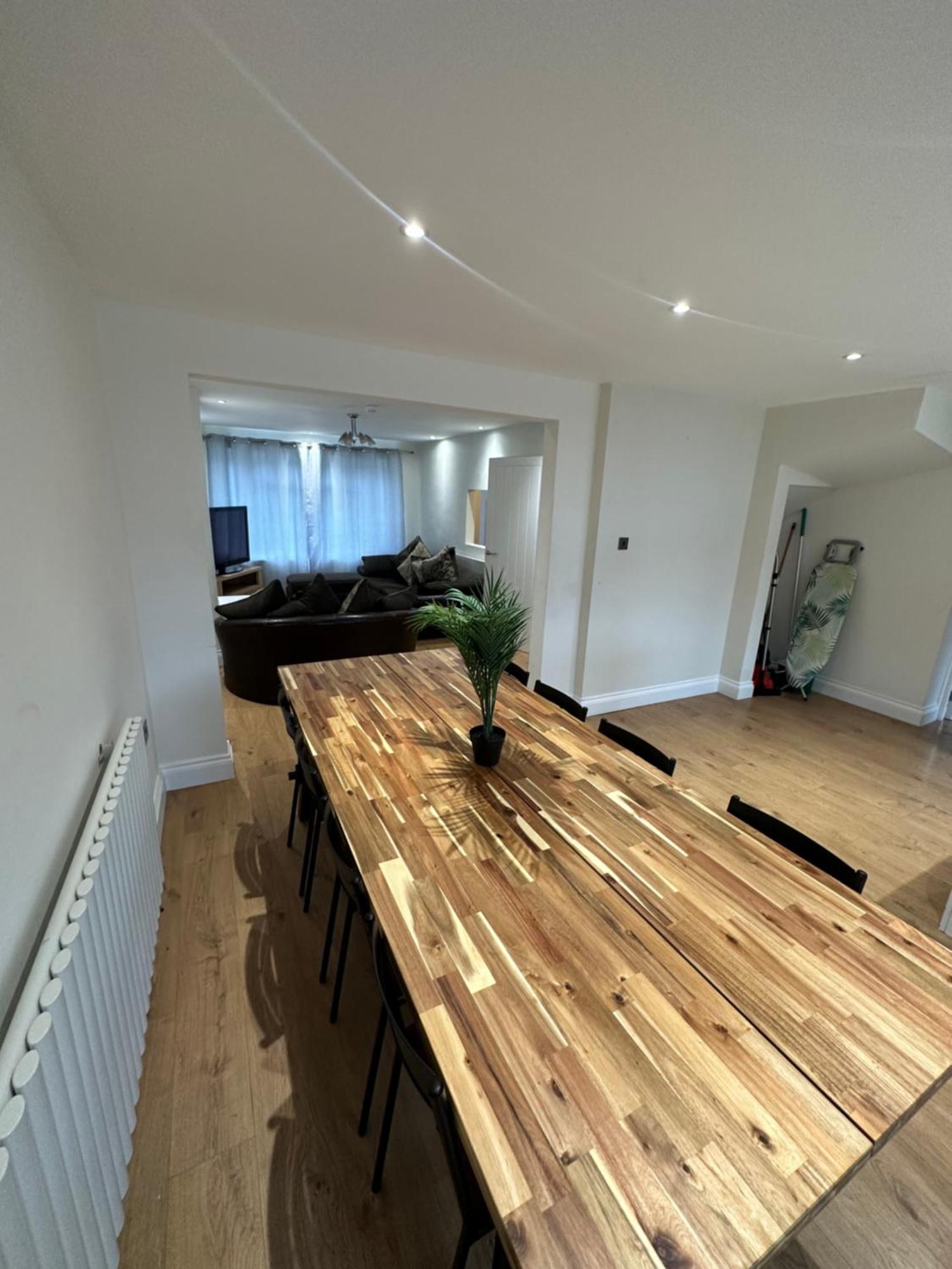5 Bedroom House In Орпингтон Экстерьер фото